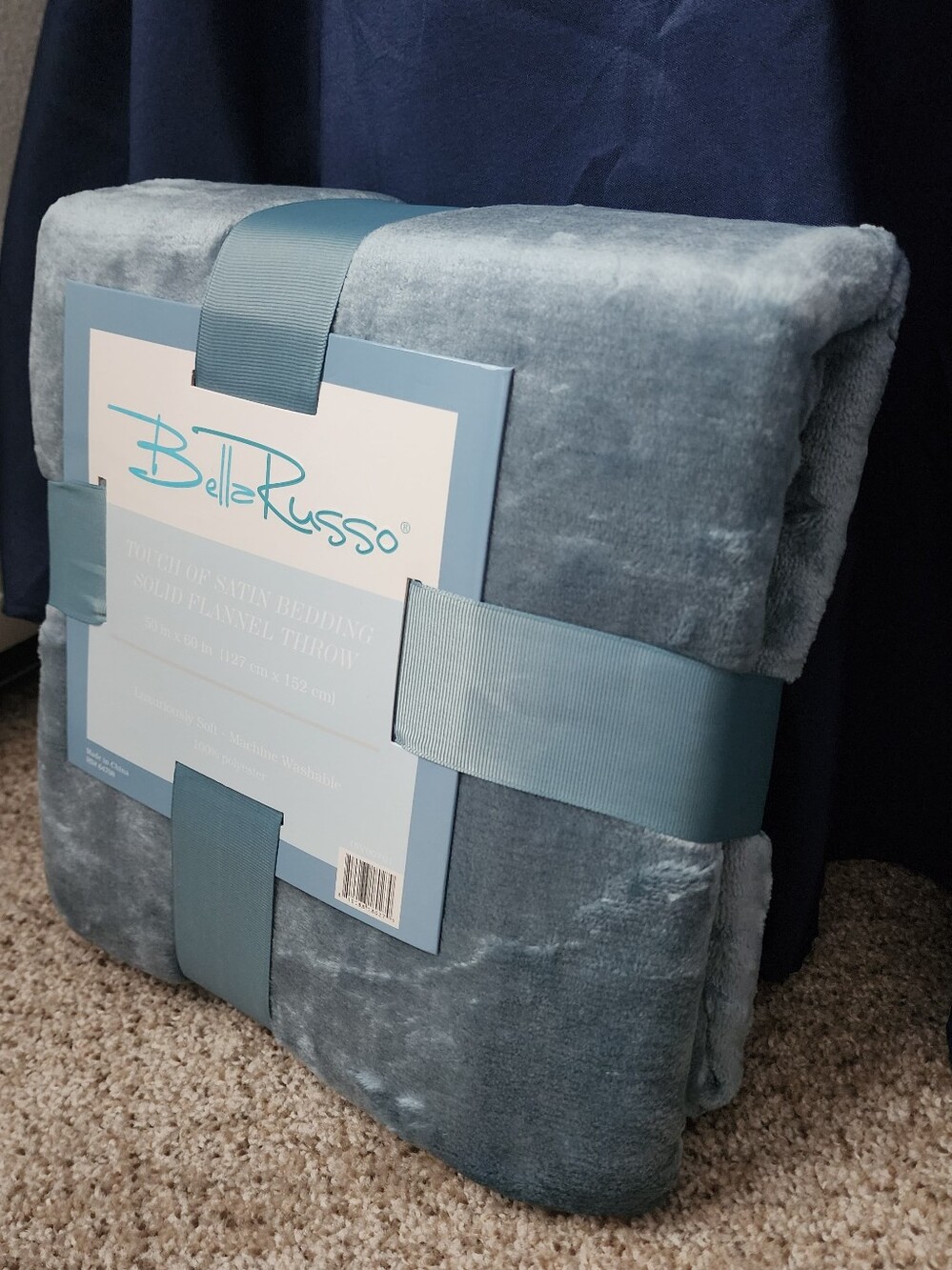 Bella Russo-Touch Of Satin Flannel Throw Luxuriously Soft Sz 50"x60" NEW W/O Tag